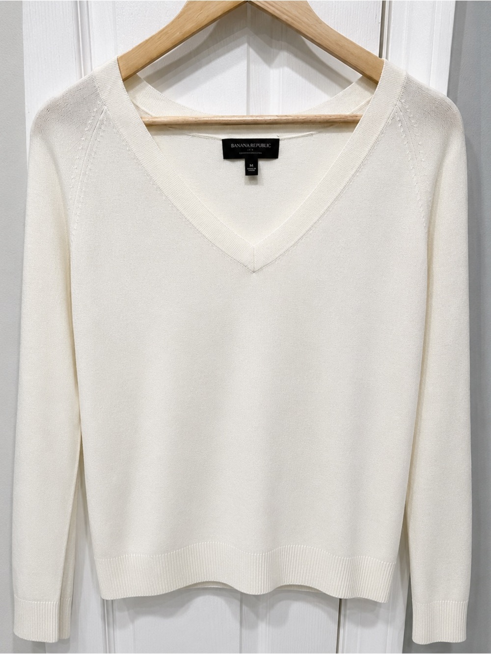 Banana Republic Cream Knit Sweater